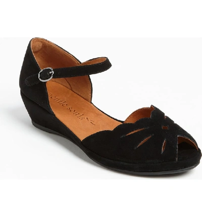 Gentle Souls By Kenneth Cole Women's Lily Moon Sandals Women's Shoes In Black