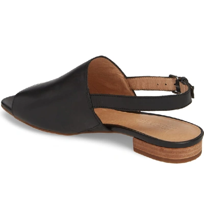 Shop Madewell Noelle Slingback Sandal In True Black Leather