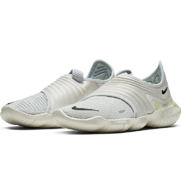Women's Free Rn Flyknit 3.0 Running Shoes, Grey Size 9.0 Women's Free Rn Flyknit 3.0 Running Shoes, Grey Size 9.0