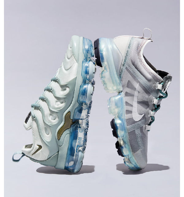 vapormax plus pink rose