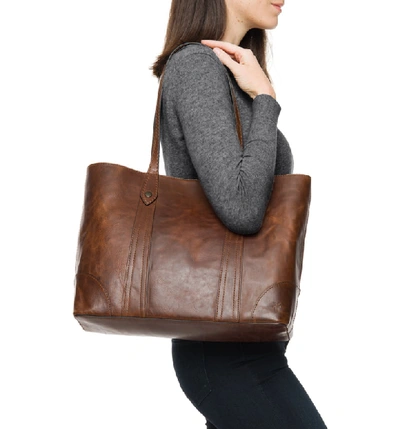 Shop Frye Melissa Leather Shopper In Cognac