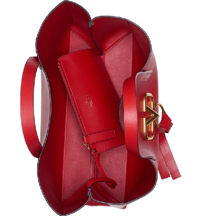 Vring leather tote Valentino Garavani Red in Leather - 27265111