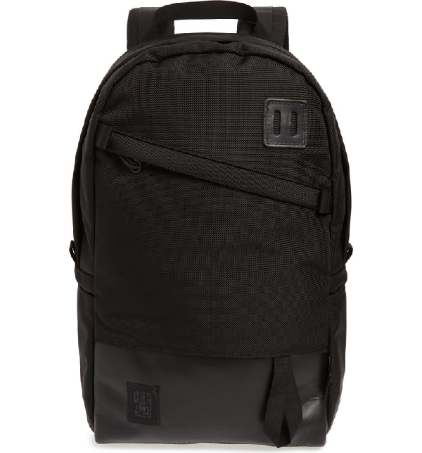 topo designs daypack black