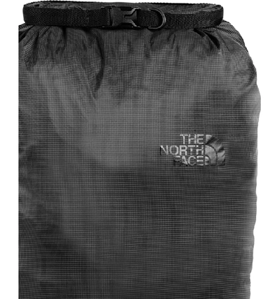 Contour Overjas sneeuw The North Face Flyweight Rolltop Backpack In Asphalt Gr | ModeSens