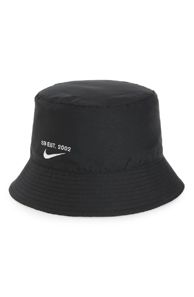 Nike Big Leaf Reversible Bucket Hat In Black | ModeSens