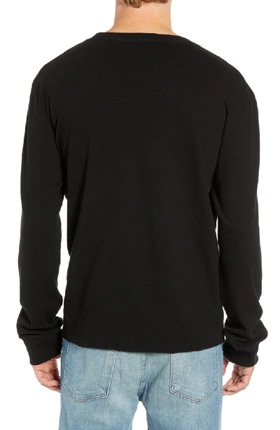 Shop Frame Classic Fit Long Sleeve Crewneck T-shirt In Noir