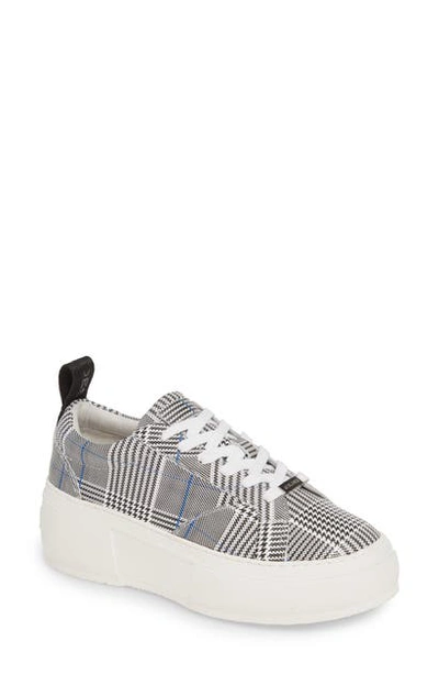 Shop Jslides Courto Platform Sneaker In Black/ White Leather