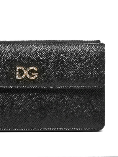 Shop Dolce & Gabbana Logo Plaque Shoulder Bag In Nero