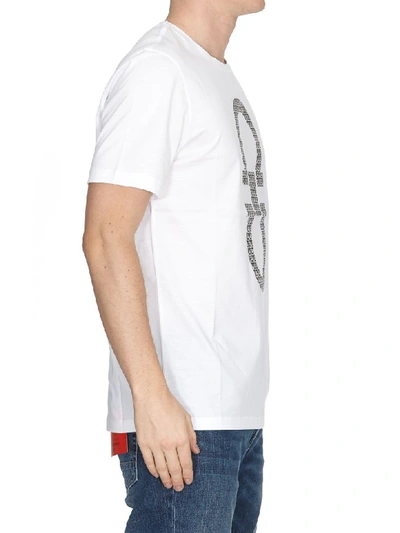 Shop Ferragamo T-shirt In White