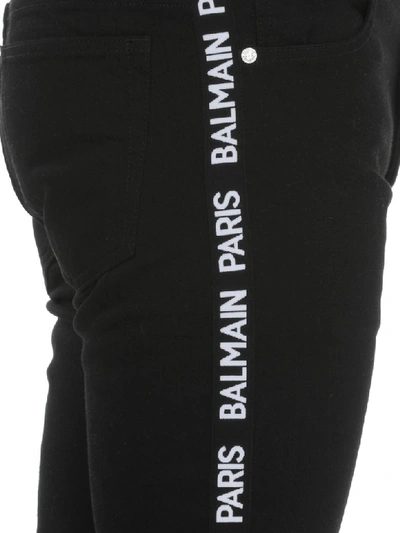 Shop Balmain Jeans Cropped In Noir