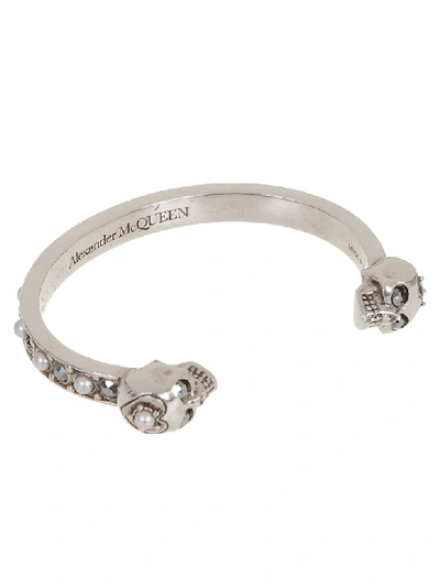 Shop Alexander Mcqueen Twin Skull Bracelet In +jet+gr+l.grey P