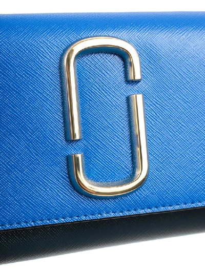 Shop Marc Jacobs Double J Wallet In Dazzling Blue Multi