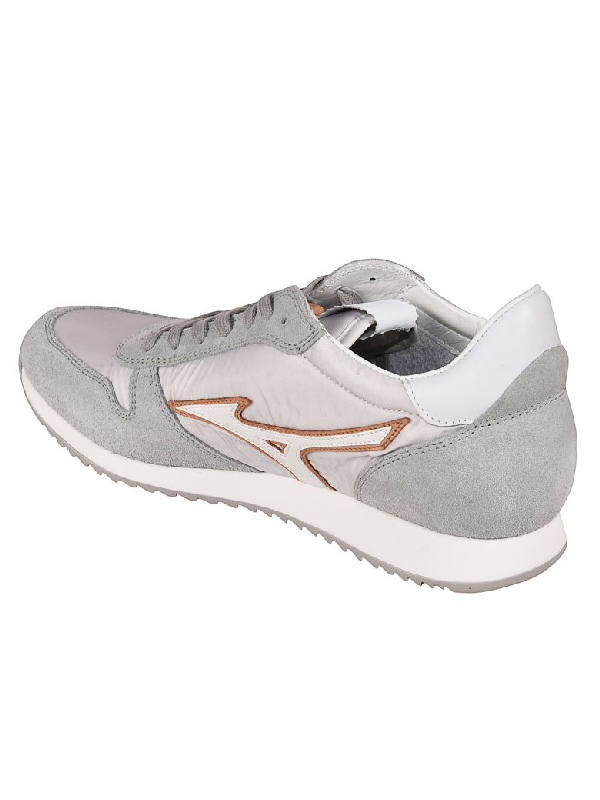 Mizuno Etamin Sneakers In White/gray | ModeSens