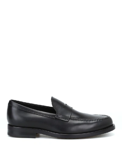 Tod's Smooth Leather Moccasin Loafers With Subtle Stitching In Black