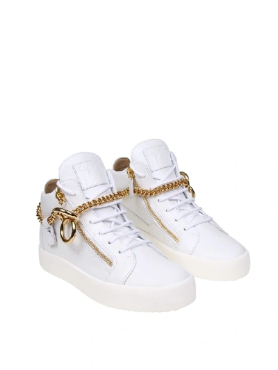 Shop Giuseppe Zanotti Sneakers Chain In White Leather