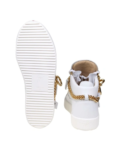 Shop Giuseppe Zanotti Sneakers Chain In White Leather