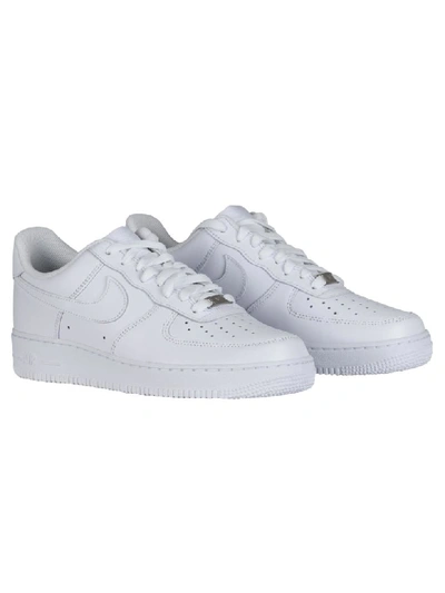Shop Nike Air Force 1 07 Low In Bianco