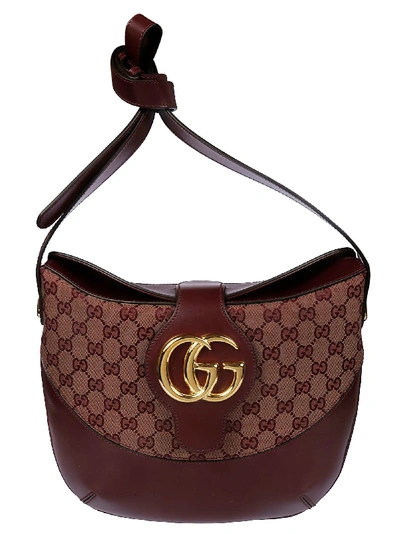 Shop Gucci Arli Gg Medium Shoulder Bag In Sahara Rubino