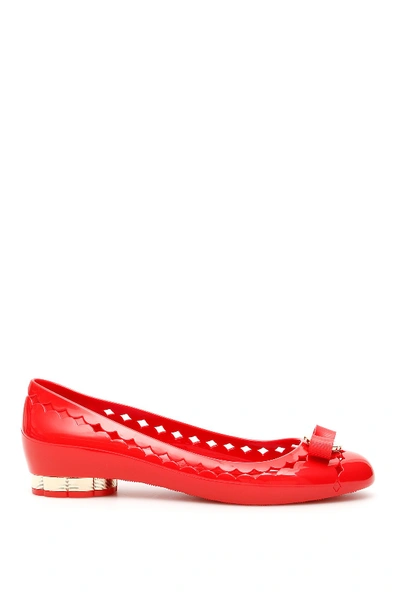 Shop Ferragamo Salvatore  Bow Ballerina Shoes In Red