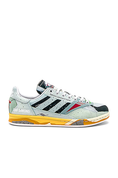 Adidas By Raf Simons Torsion Stan Sneaker In White & Off White Adidas By Raf Simons Torsion Stan Sneaker In White & Off White