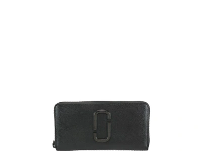 Shop Marc Jacobs Snapshot Standard Continental Wallet In Black