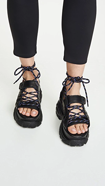 Buffalo Elin Classic Kicks Sandals In Black | ModeSens