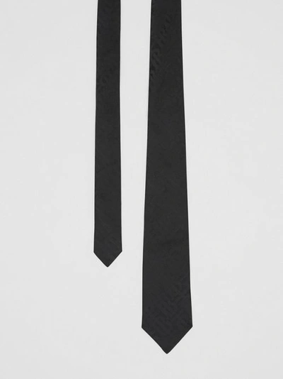 经典剪裁专属标识丝质提花领带