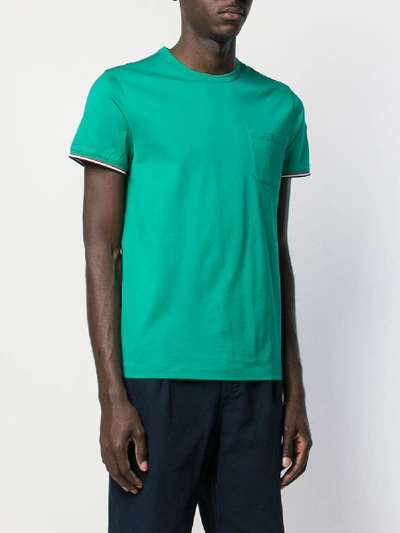 Shop Moncler T-shirt Mit Logo - Grün In Green