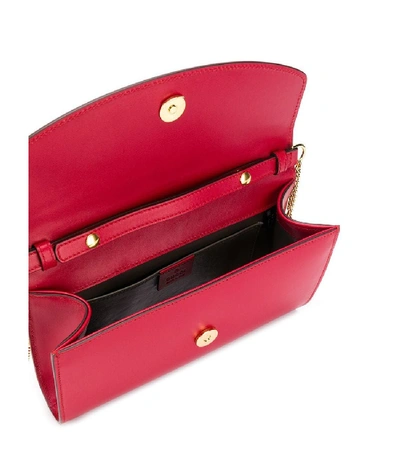 Shop Gucci Horsebit Shoulder Bag In Red