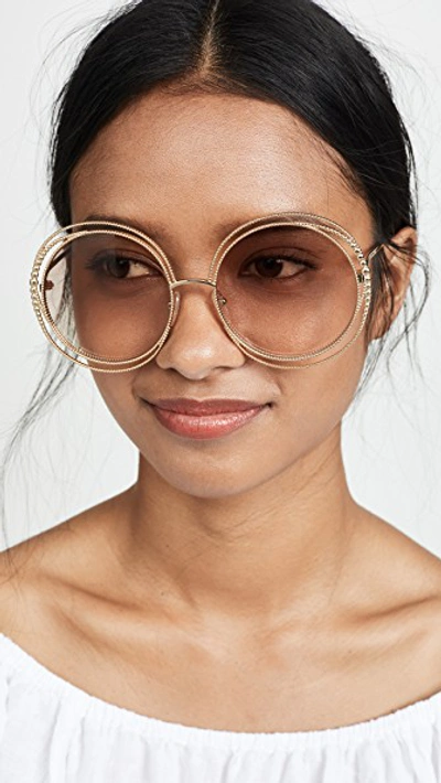Shop Chloé Carlina Spherical Sunglasses In Gold/gradient Light Brown