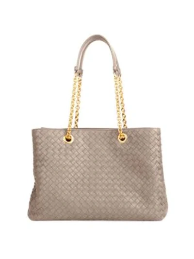 Shop Bottega Veneta Chain Leather Tote In Limestone