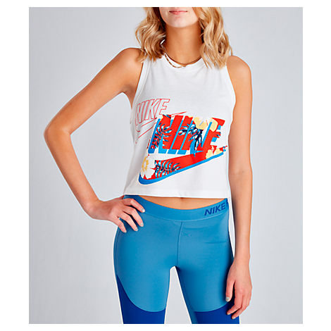 nike sportswear slim fit crop top