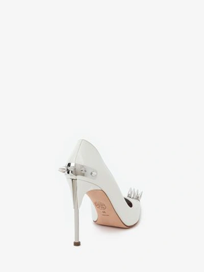 Shop Alexander Mcqueen Punk Stud Pump In White/silver