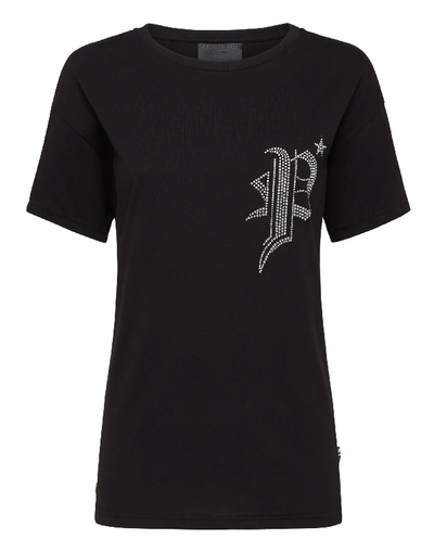 Shop Philipp Plein T-shirt Round Neck Ss Gothic Plein In Black / White