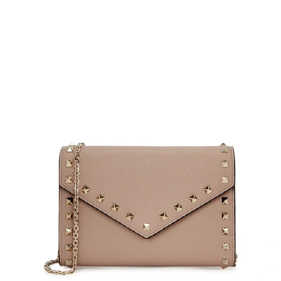 Shop Valentino Rockstud Leather Wallet-on-chain In Nude