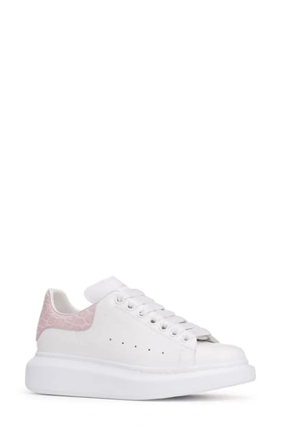 Shop Alexander Mcqueen Sneaker In White/ Pale Rose Print