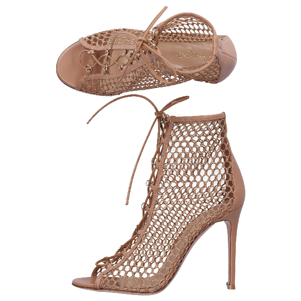 gianvito rossi helena booties