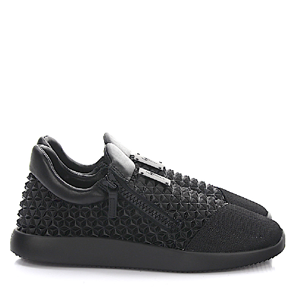 giuseppe zanotti runner