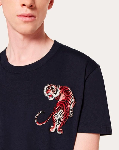 Shop Valentino Uomo T-shirt With Go Tiger Patch Man Navy 100% Cotone Xxl