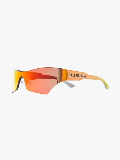 Shop Balenciaga Eyewear Reflektierende Sonnenbrille In Multicolor