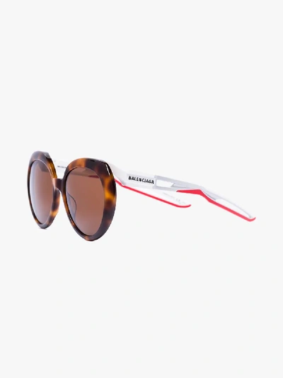 Shop Balenciaga Eyewear Runde Sonnenbrille In Schildpattoptik In Brown