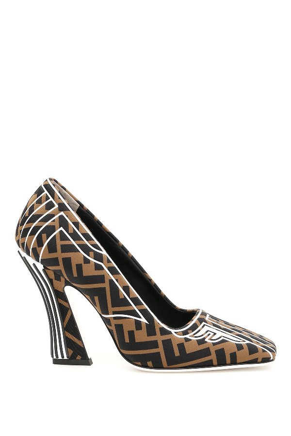 fendi logo pumps