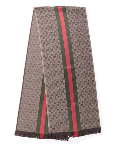 Shop Gucci Gg Classic Print Scarf In Beige