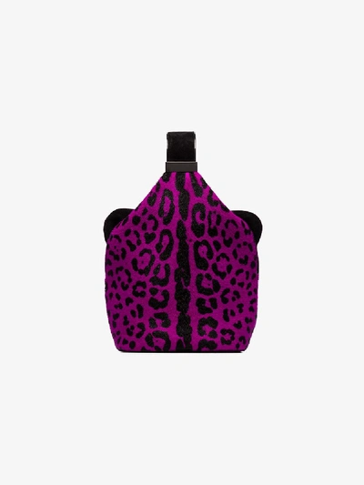 Shop Bienen-davis Bienen Davis Beuteltasche Mit Leoparden-print In Pink