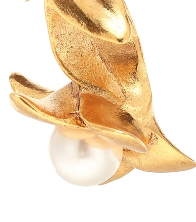 Shop Oscar De La Renta Pearl Flower Earrings In Gold