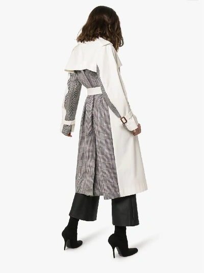 Shop Alexander Mcqueen Trenchcoat Mit Karo In White