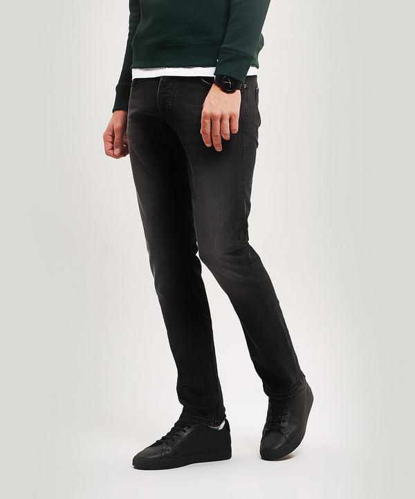 grim tim concrete black