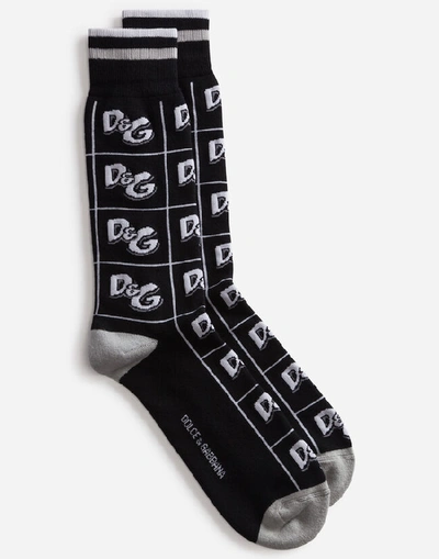 Shop Dolce & Gabbana Cotton Jacquard Socks With All-over Dg Logo In Black