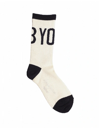 Shop Yohji Yamamoto White Logo Cotton Socks