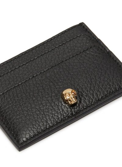 Shop Alexander Mcqueen Skull Charm Leather Card Holder In Black